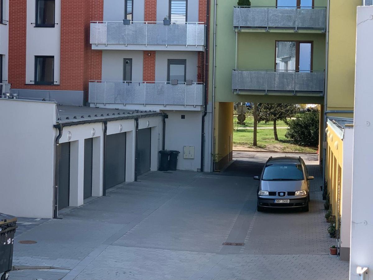 Kelleruv Mlyn - Apartman S Vlastni Garazi, Znojmo Centrum Екстер'єр фото