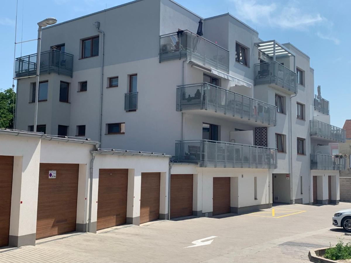 Kelleruv Mlyn - Apartman S Vlastni Garazi, Znojmo Centrum Екстер'єр фото